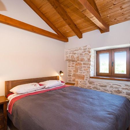 Pet Friendly Home In Murvica With Kitchen Eksteriør billede