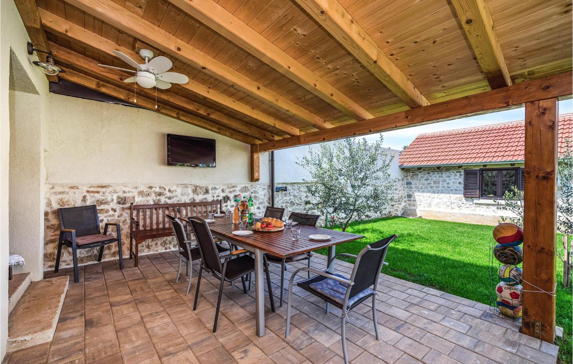 Pet Friendly Home In Murvica With Kitchen Eksteriør billede