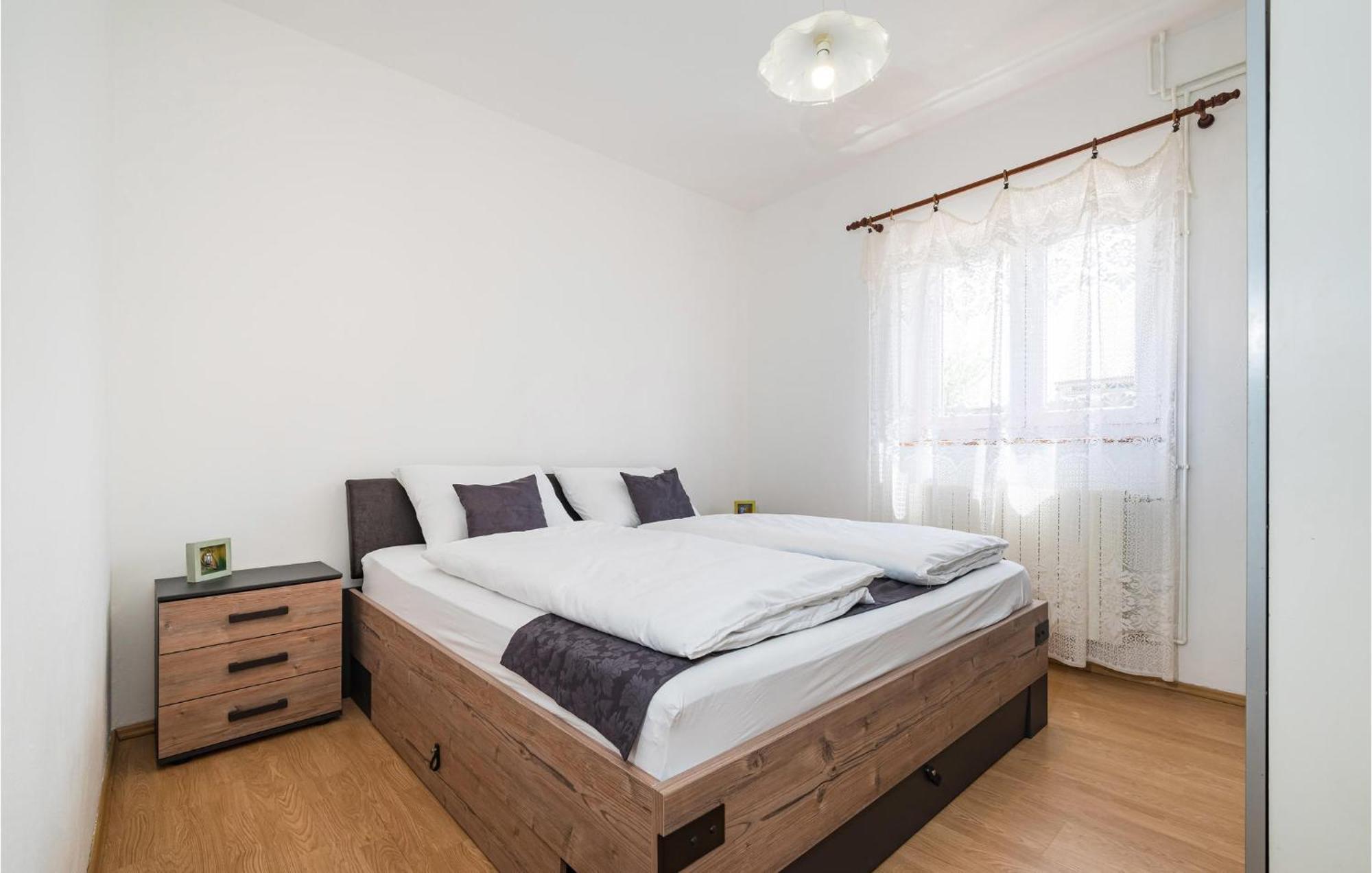 Pet Friendly Home In Murvica With Kitchen Eksteriør billede