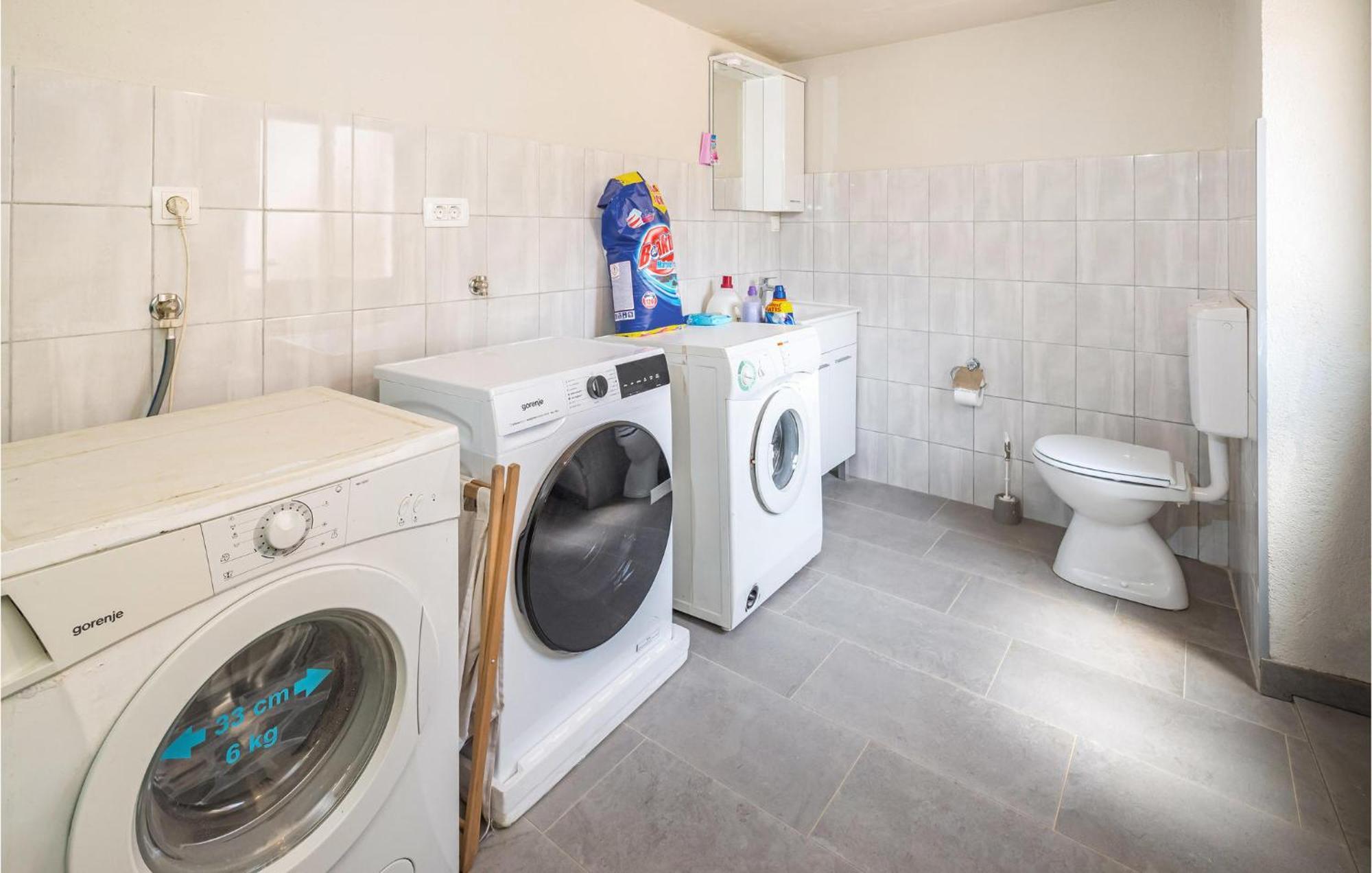 Pet Friendly Home In Murvica With Kitchen Eksteriør billede
