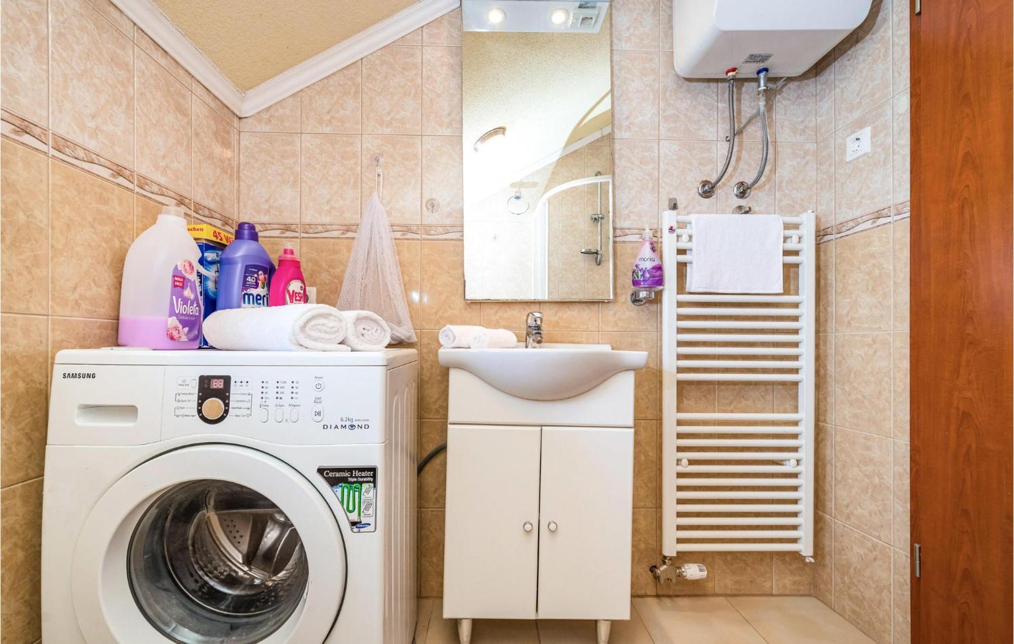 Pet Friendly Home In Murvica With Kitchen Eksteriør billede
